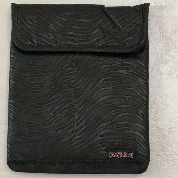 Jansport DIGITAL SLEEVE - Blk Gloss Zebra - Picture 2 of 6